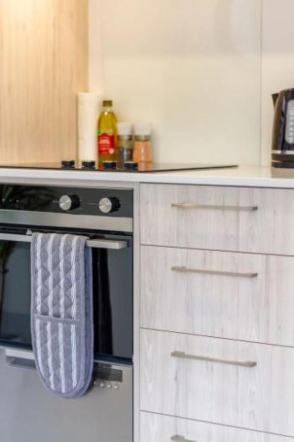 Serenity In The Centre: 2 Bed 2 Bath Christchurch Exteriér fotografie
